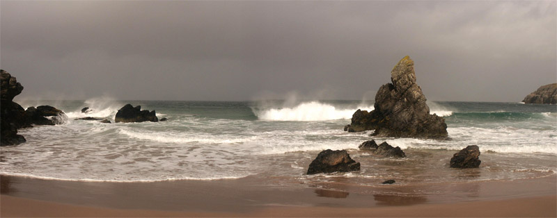 Anklicken zum Vergrern / Click for larger picture. Durness beach and waves panorama 26.9.2004 