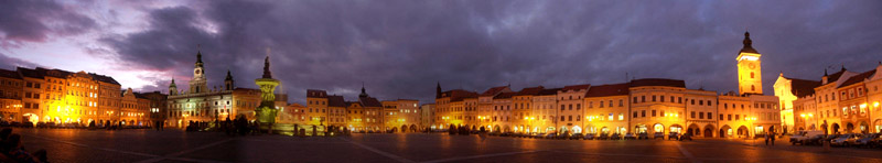Anklicken zum Vergrern / Click for larger picture. Ceske Budejovice/Budweis Panorama 10.2005