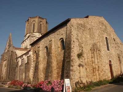 Vauvant Cathedral - daytime