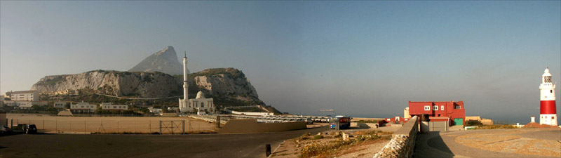 Anklicken zum Vergrößern / Click for larger picture. Gibraltar Panorama  vom Süden/from the South 5.2005