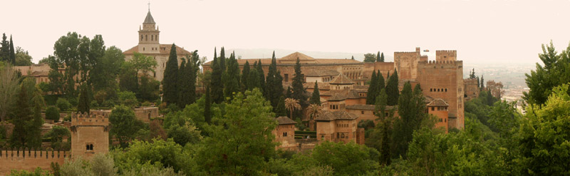 Anklicken zum Vergrößern / Click for larger picture. Alhambra Panorama 5.2005