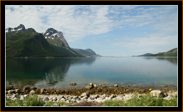 Blokktinden, Tjongsfjord