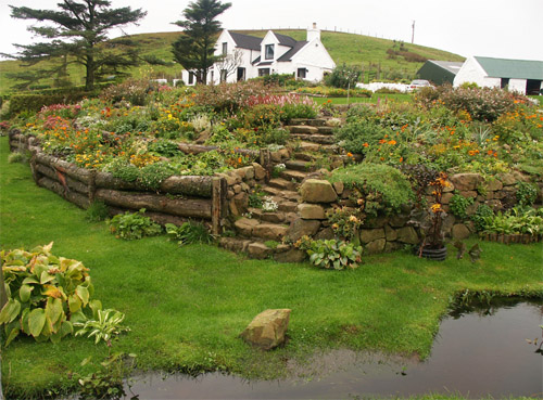 Garden on Duirinish peninsular 20.9.04 Skye