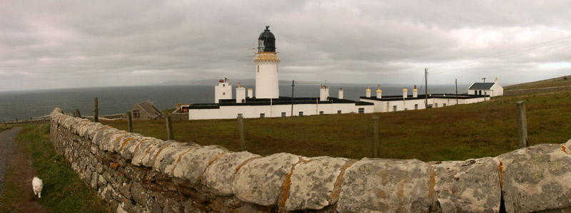 Dunnet Head Lighthouse and Orkneys Panorama 24.9.04