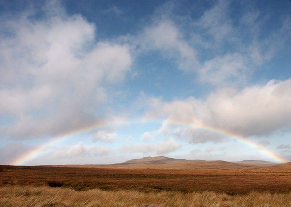 Rainbow over Ben Hutig - between Tongue Bay and Loch Eriboll 26.9.2004