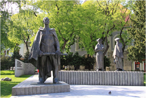 Denkmal zum Slowakischen Nationalaufstand  / Memorial to the Slovak National Uprising