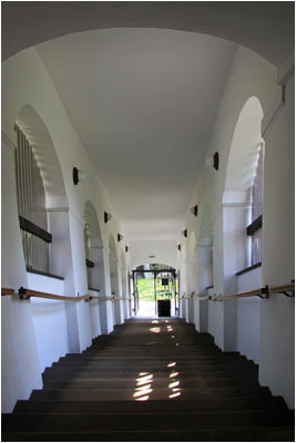 Treppe runter vom Stadtschloss, Kremnitz / Stairs down from the castle, Kremnica