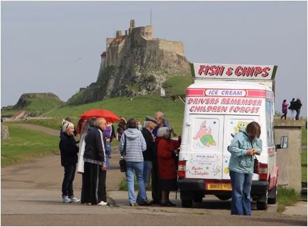 Fish n Chips Verkauf / being sold,  Lindisfarne Castle